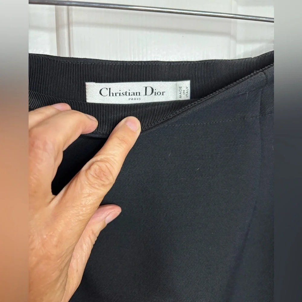 EUC Dior Classic Black A-Line Skirt with front vents size wool & silk 8 - Picture 8 of 9